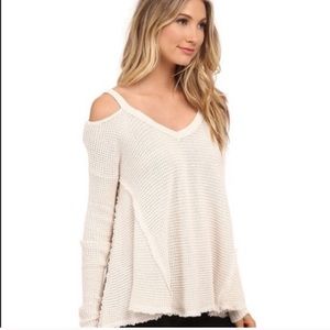 🌿FREE PEOPLE🌿 COLD SHOULDER THERMAL